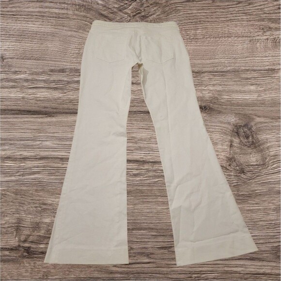 Banana Republic Premium Denim White Flare Leg Jeans Womens Size 32L (36x34) - Picture 3 of 16